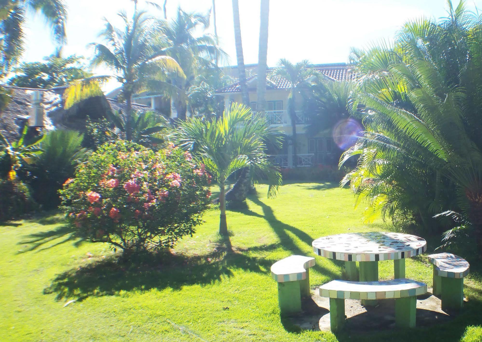 Hotel Los Pinos Las Terrenas Extérieur photo