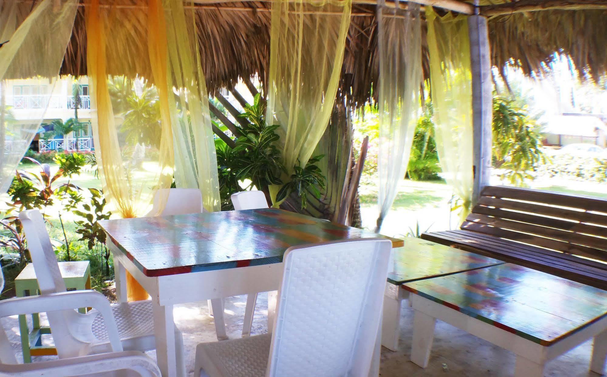 Hotel Los Pinos Las Terrenas Extérieur photo