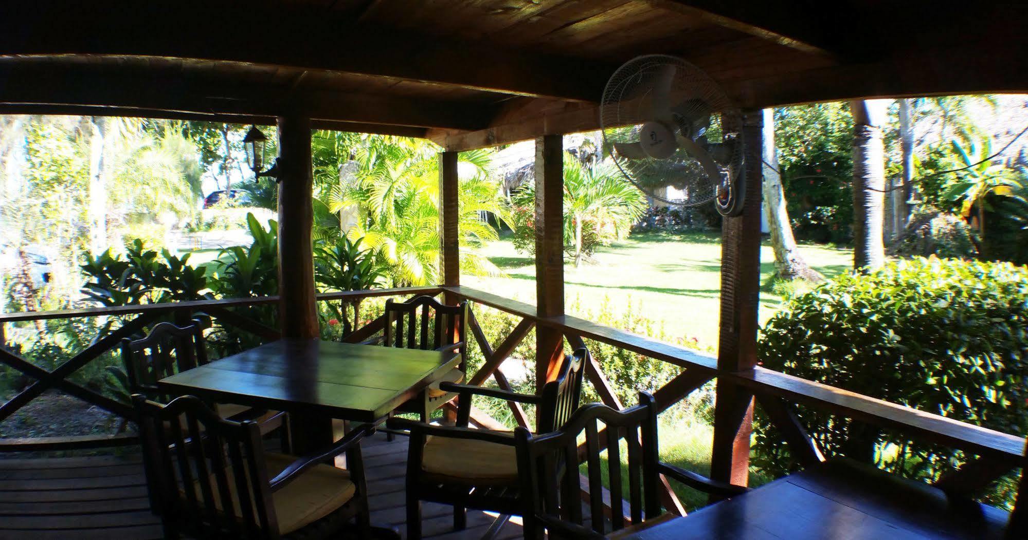 Hotel Los Pinos Las Terrenas Extérieur photo